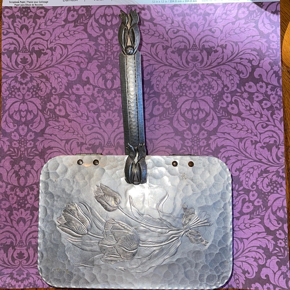 Vintage Rodney Kent silent butler crumb catcher